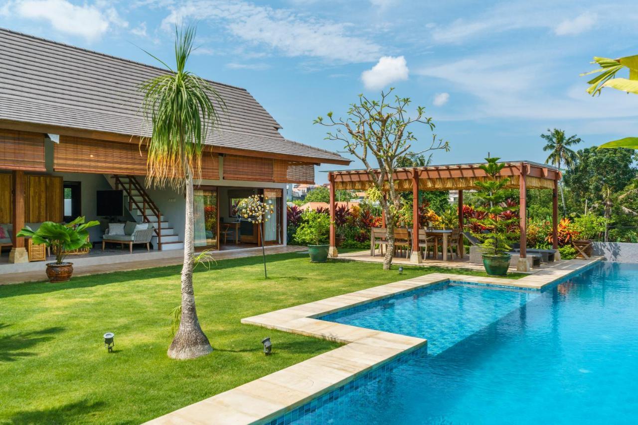 Villa Beauvida - Cozy 4- Bedroom Villa In Canggu With 18M Pool Dalung  Екстериор снимка