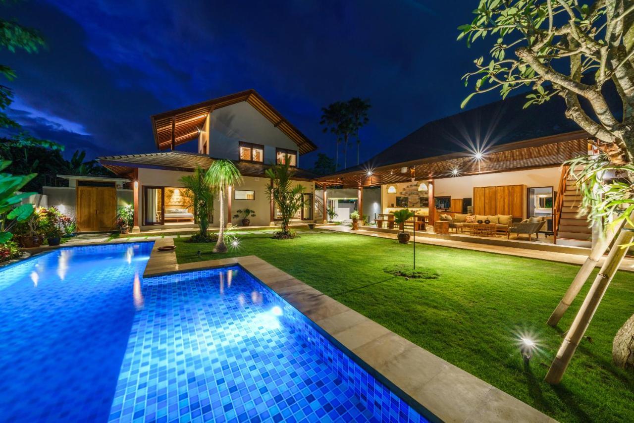 Villa Beauvida - Cozy 4- Bedroom Villa In Canggu With 18M Pool Dalung  Екстериор снимка